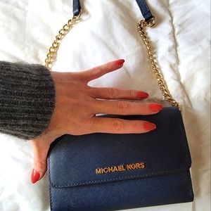 Michael kors purse